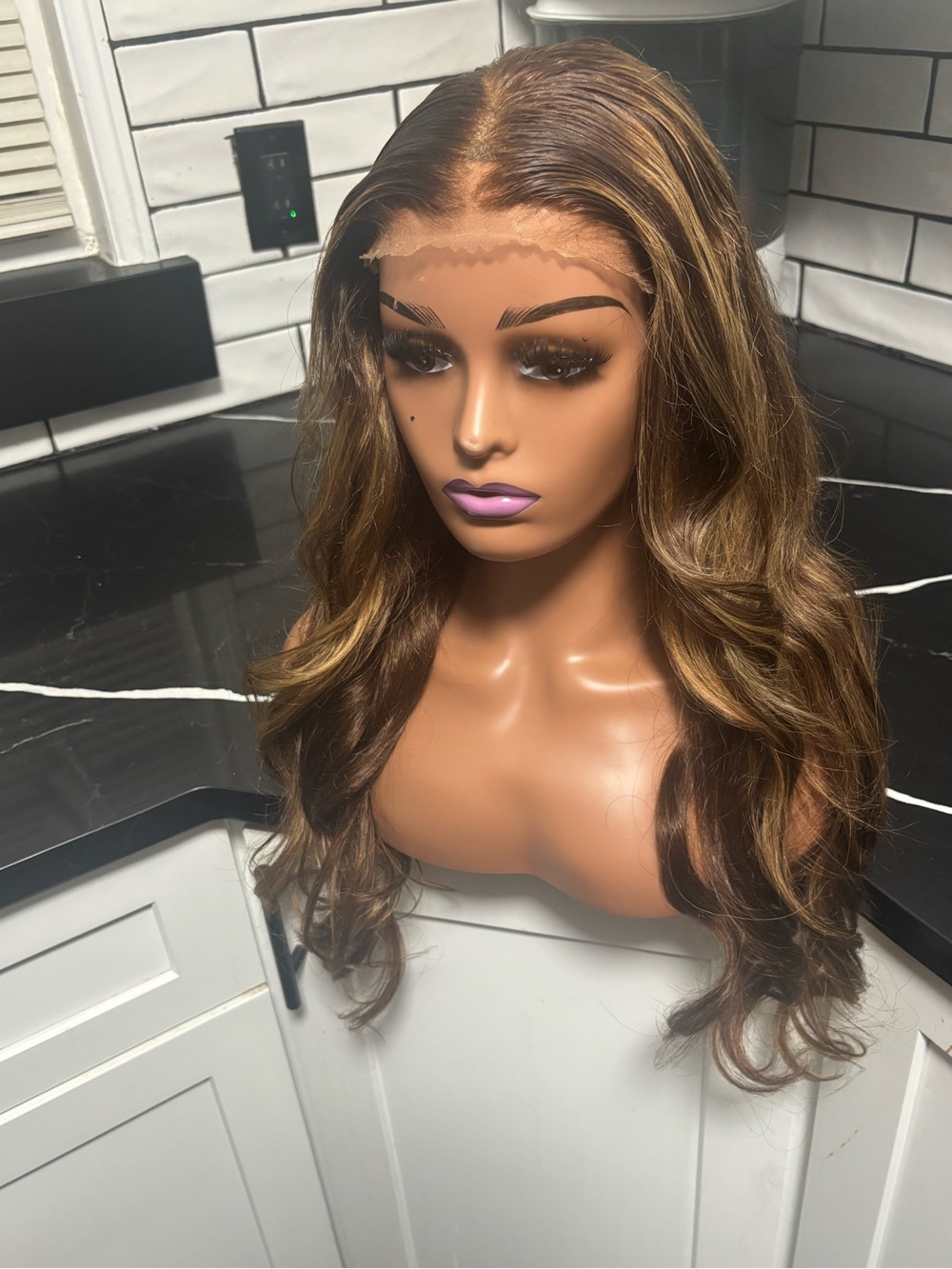Brown Highlighted Lace Front Wig - Natural Wave - Picture 4 of 8